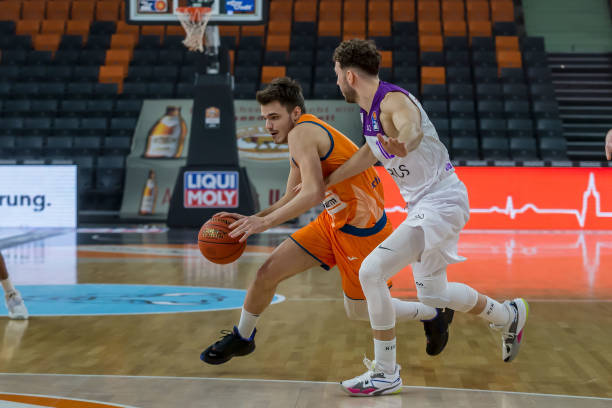 曼联可能带 曼联可能带