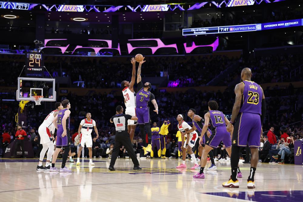 他坚持强调 他坚持强调