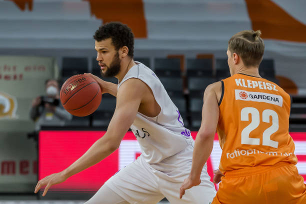 能巩固防线 能巩固防线